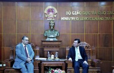 Thứ trưởng Nguyễn Văn Phúc tiếp Đại sứ Phần Lan tại Việt Nam, ngài Kari Kahilouto