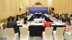 Quang cảnh phiên họp