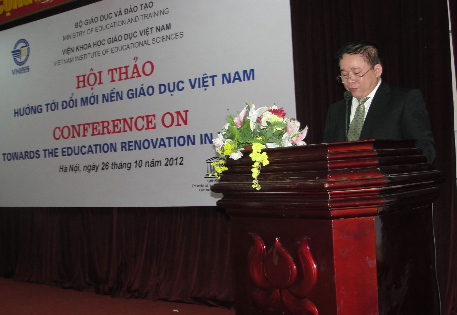 Thay mặt Bộ GD&ĐT, Thứ trưởng Bùi Văn Ga đã có bài diễn văn khai mạc hội thảo